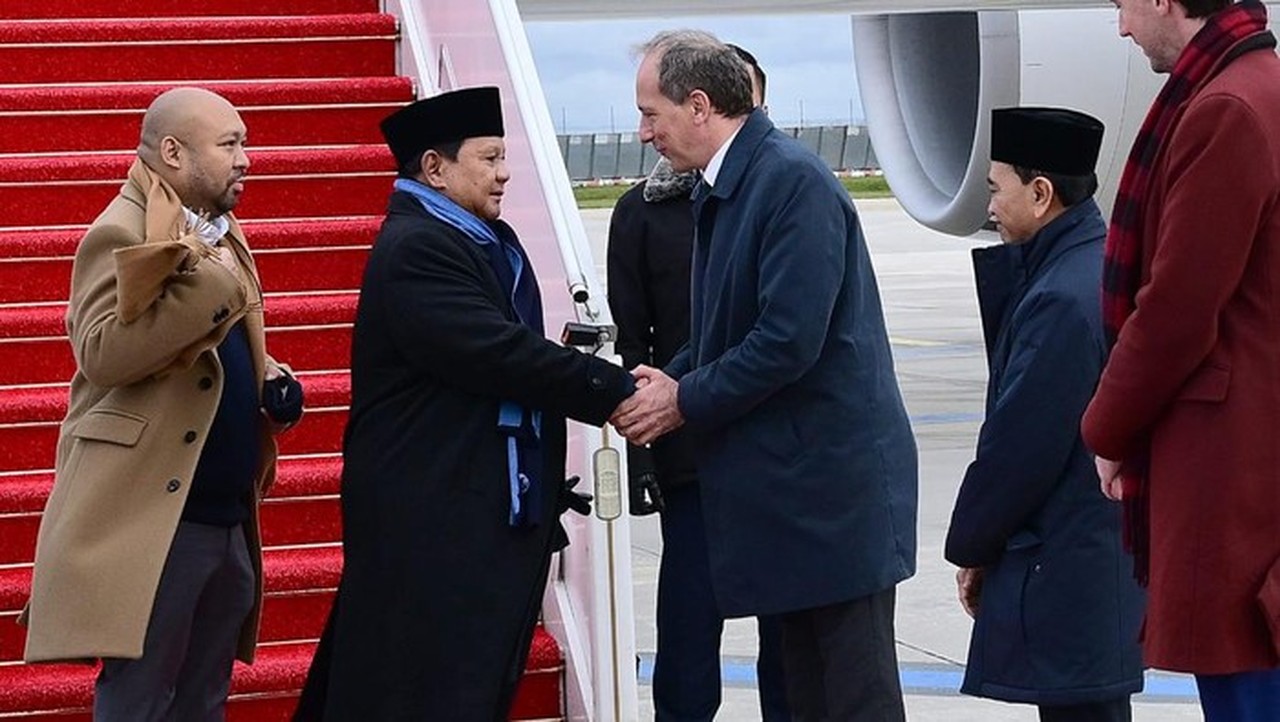 Prabowo Lanjut ke Paris Usai dari Swiss, Makan Malam dengan Presiden Macron Prabowo Lanjut ke Paris Usai dari Swiss, Makan Malam dengan Presiden Macron