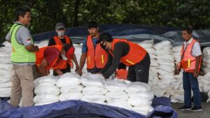 BMKG: Modifikasi Cuaca Berhasil Pangkas Curah Hujan Jabodetabek Hingga 39,57%