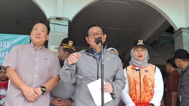 Banjir Parah di Jakarta Barat Akibat Kiriman Air dari Tangerang, Gubernur Anung Pastikan Penanganan