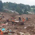 Longsor Cisarua: Operasi SAR 24 Jam Buru Puluhan Korban, Wapres Tinjau Langsung Lokasi