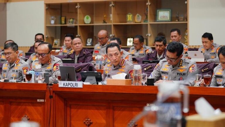 Kapolri Jenderal Sigit: Polri Lampaui Target, Salurkan 195.635 Ton Beras SPHP Sepanjang 2025