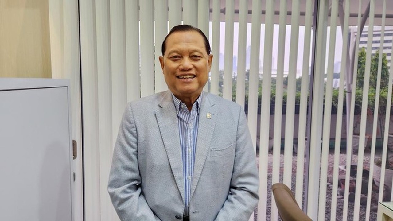 Adang Daradjatun: Polri Tetap di Bawah Presiden, Perbaiki Kultur Institusi