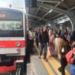 Lansia Lecehkan Penumpang Wanita di KRL, KAI Commuter Masukkan ke Daftar Hitam
