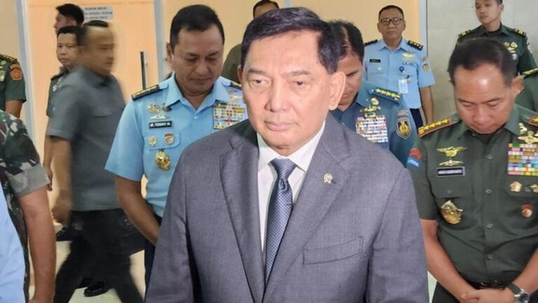 Menhan Sjafrie Tunggu Keputusan Kemlu Soal Iuran Dewan Perdamaian Bentukan Trump