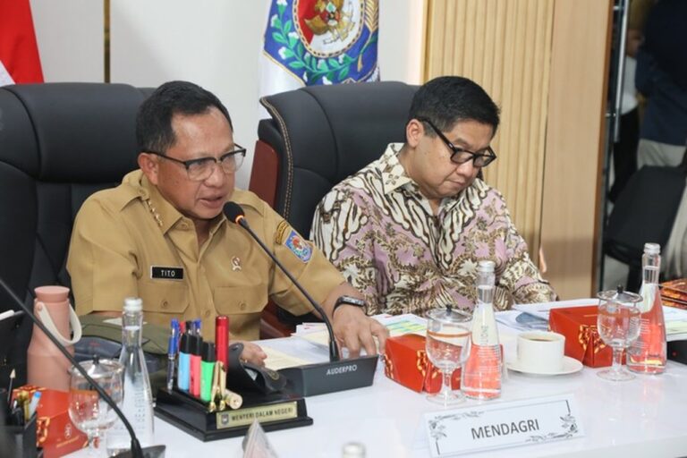 Mendagri Tito Karnavian Rinci Bantuan Rumah dan Sosial Pascabencana Sumatera