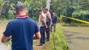 Geger Penemuan Mayat Bayi Mengambang di Empang Bogor, Dikira Boneka
