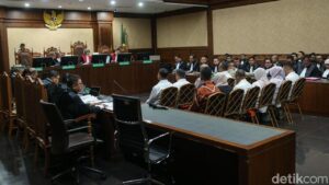 Munarman dan Aziz Yanuar Jadi Pengacara Eks Wamenaker Noel dalam Sidang Dugaan Pemerasan Rp 6,5 Miliar