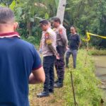 Mayat Bayi Perempuan Ditemukan Mengambang di Empang Warga Bogor