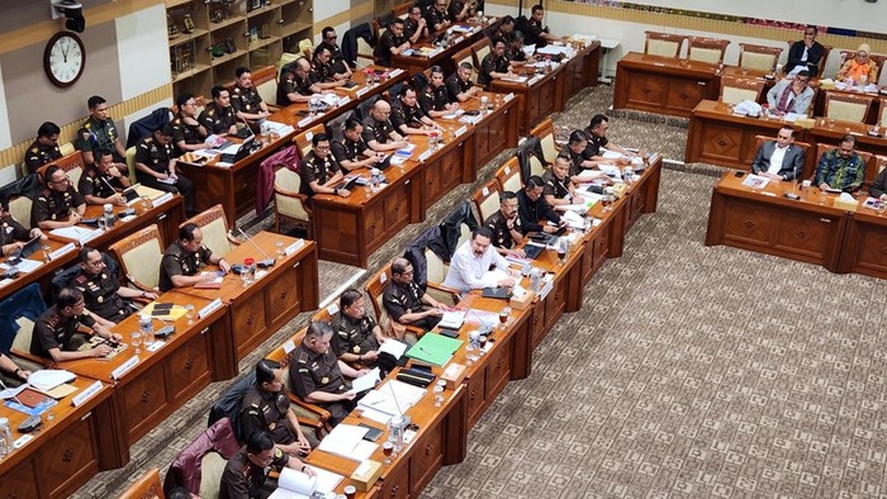 Jaksa Agung: 72 Pegawai Kejaksaan Dihukum Berat, 13 Turun Jabatan Sepanjang 2025