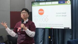 Suami Wamendikti Stella Christie Alami Kecelakaan Ski Parah di Aspen, AS