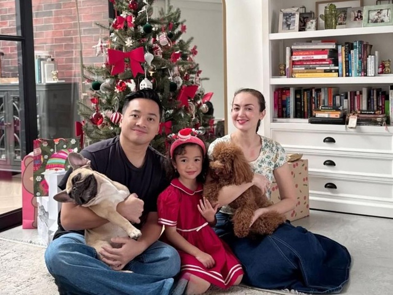 Rianti Cartwright Rela Kedinginan di Korea Demi Wujudkan Keinginan Putri Tercinta Rianti Cartwright Rela Kedinginan di Korea Demi Wujudkan Keinginan Putri Tercinta