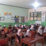 Ahli Waris Buka Segel SDN Gerendong 1 Pandeglang, Siswa Kembali Belajar di Sekolah