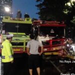 Evakuasi Truk Muatan Batu di Casablanca Molor, Lalu Lintas Hanya Satu Lajur