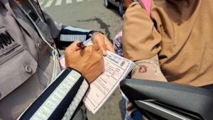 Korlantas Polri Ingatkan Sanksi Denda Bagi Pengendara yang Lupa Bawa SIM dan STNK