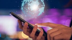 Mahasiswa Gugat UU Cipta Kerja ke MK Terkait Hangusnya Kuota Internet