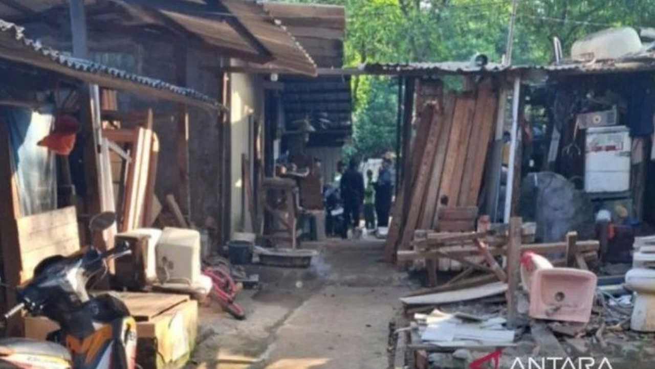 31 KK TPU Kebon Nanas Terima Peringatan Kedua Relokasi Warga