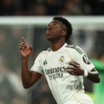 Vinicius Jr dan Suporter Real Madrid Kembali Mesra Pasca Drama Pelatih dan Puasa Gol