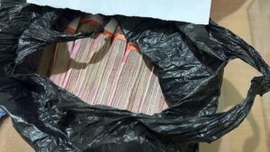 Uang Miliaran Rupiah Hasil Pemerasan Bupati Pati Sudewo Disimpan dalam Karung