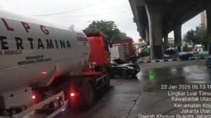 Gangguan Pintu Masuk Pelabuhan Tanjung Priok Sebabkan Macet Parah di Jalan Yos Sudarso Jakut