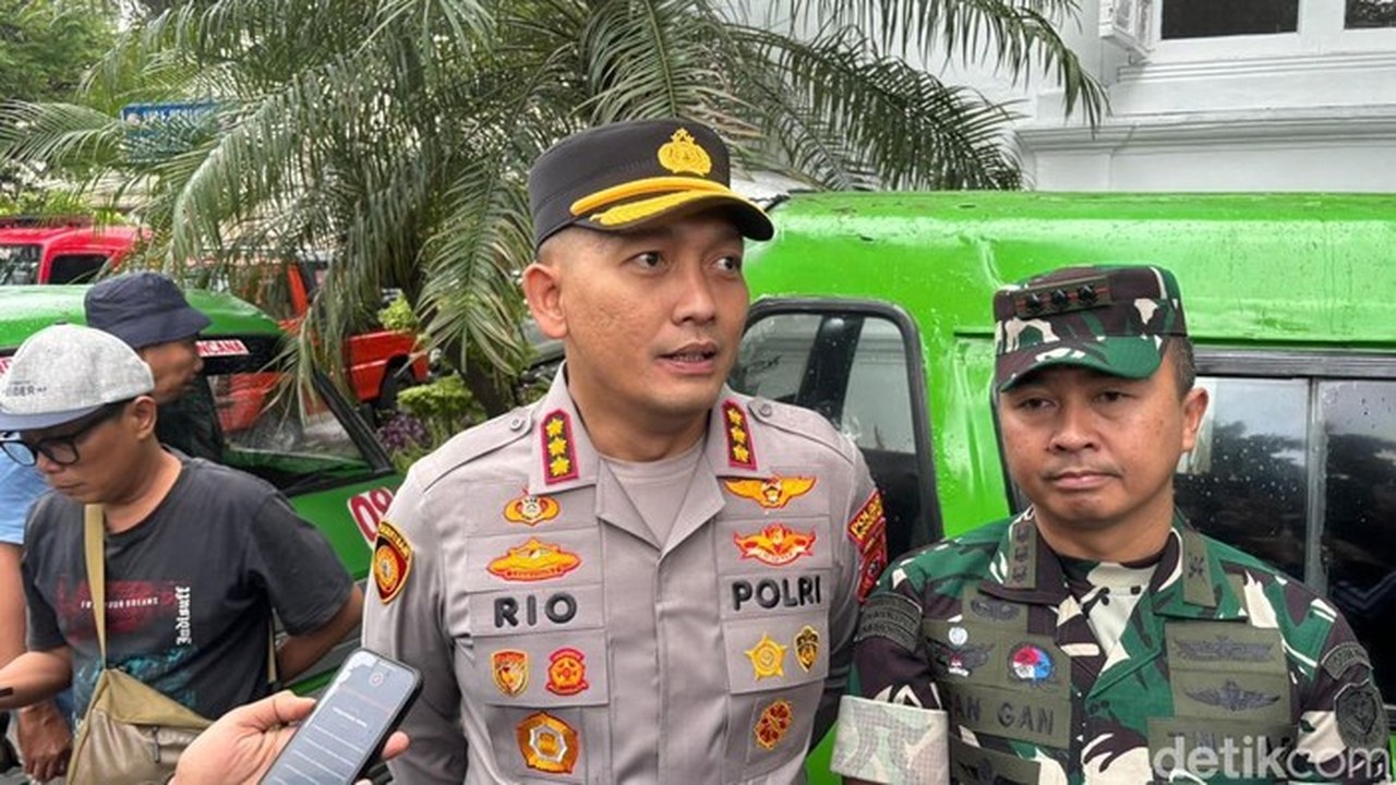 Demo Sopir Angkot di Bogor, Polisi Siagakan Kendaraan Pengganti untuk Warga