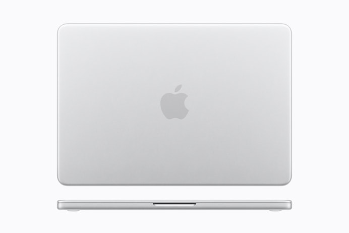 Apple Macbook Neo Silver