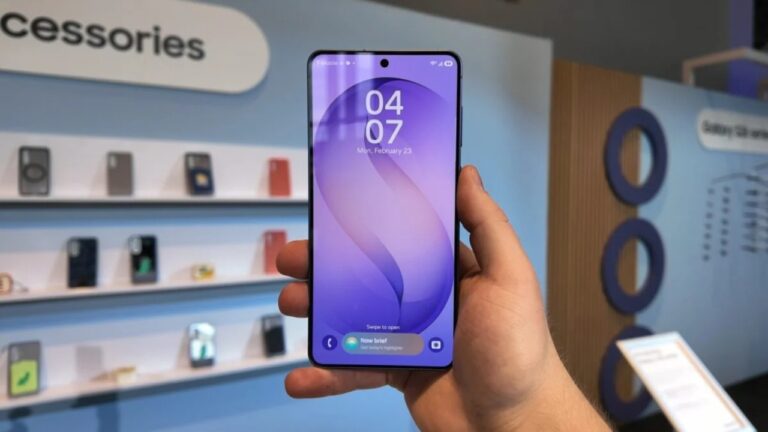 Galaxy S26 Rilis Update Software Pertama, Bawa Patch Keamanan Februari 2026