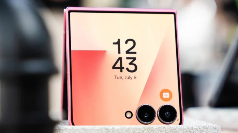 Galaxy Z Flip 8 Pertahankan Kapasitas Baterai 4.300 mAh, Fokus Efisiensi Chipset
