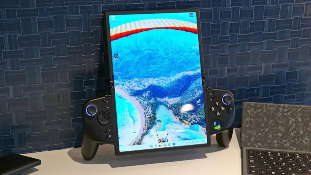 Layar fleksibel milik Lenovo Legion Go Fold. Foto: Engadget