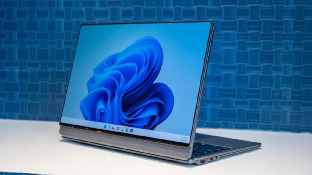 Modul layar sekunder dari ThinkBook Modular AI yang dapat menghadap ke pengguna lain. Foto: CNET