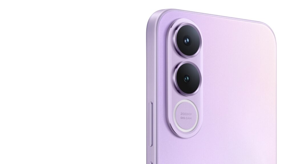 Vivo V70 FE dibekali kamera utama beresolusi 200 megapiksel (MP) yang didukung fitur Optical Image Stabilization (OIS) dan aperture f/1.88. Foto: Vivo